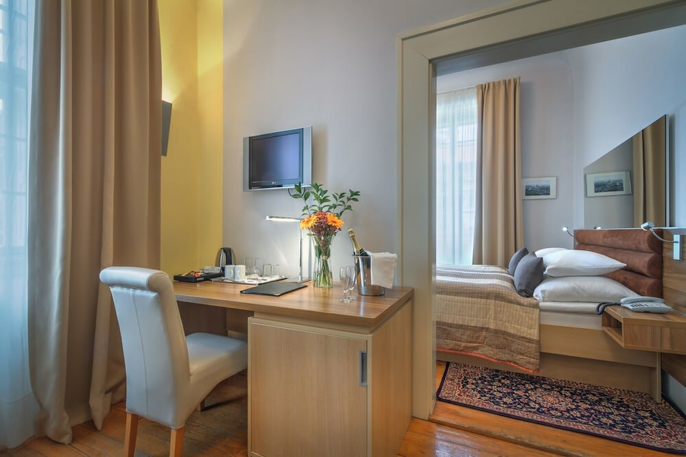 Фото Hotel Monastery