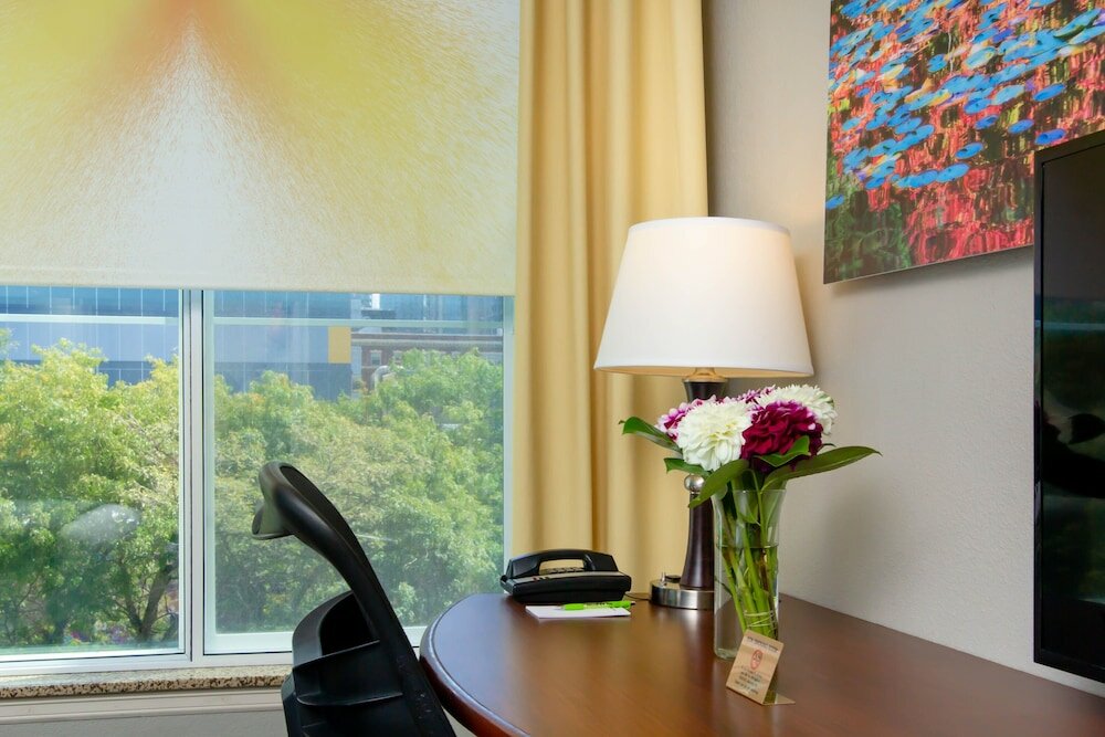 Фото The Belltown Inn