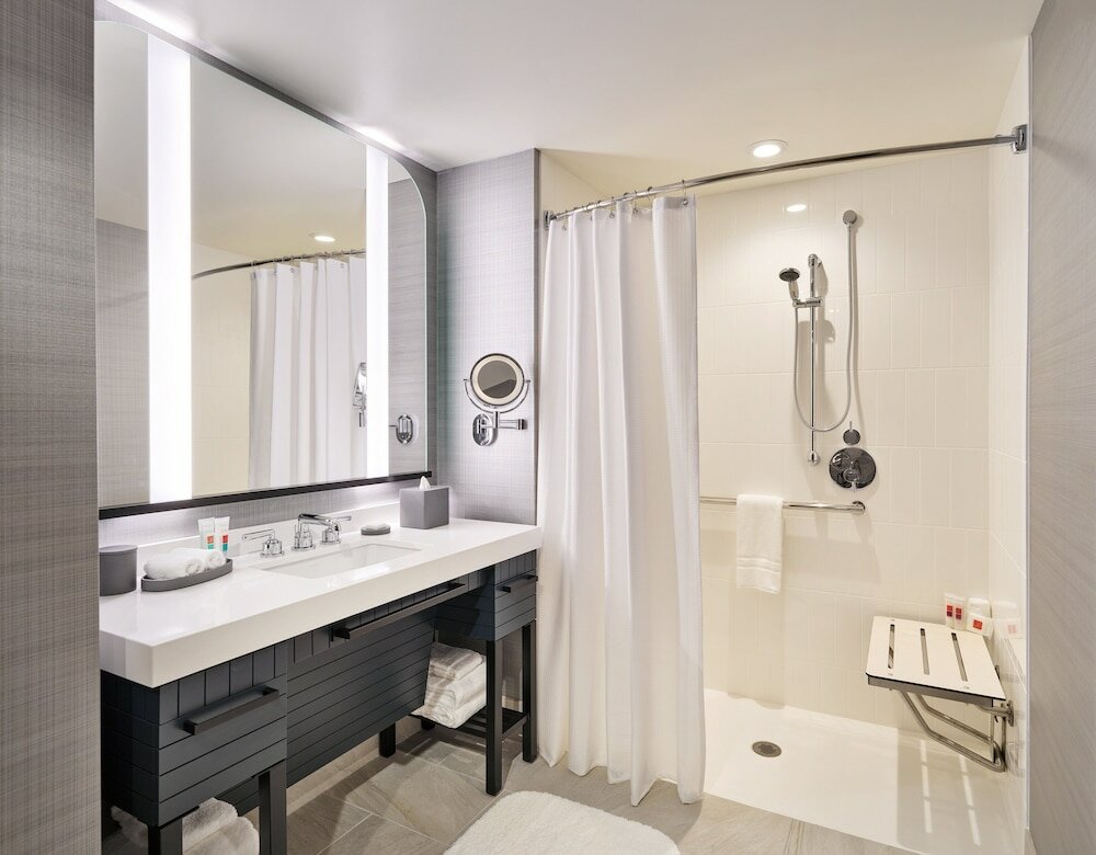 Фото Loews Kansas City Hotel