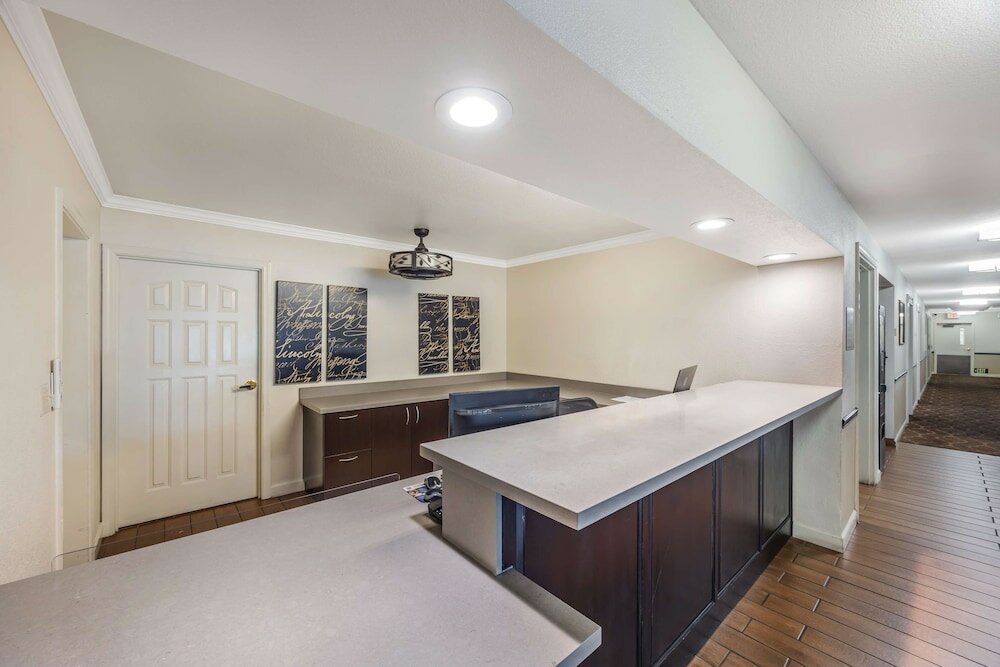 Фото Best Western Capital City Inn