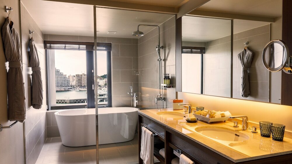 Фото Mb Gallery Chatan by The Terrace Hotels