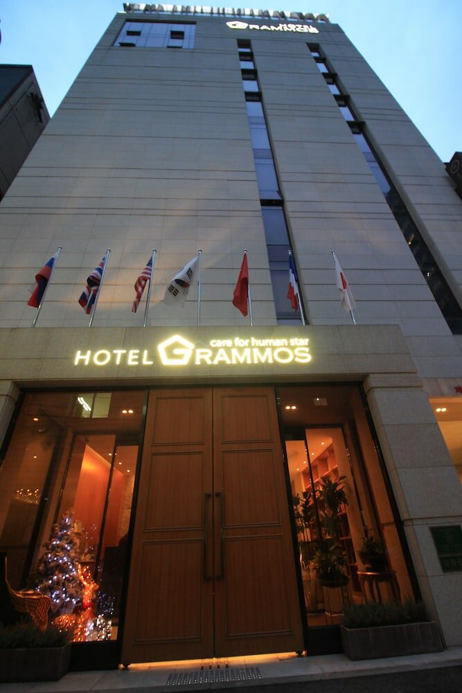 Фото Hotel Grammos