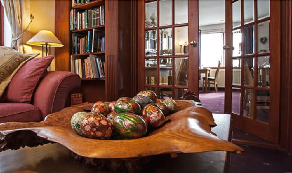 Фото Dunhallin House