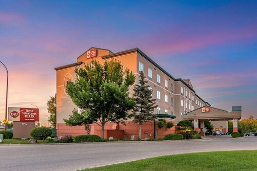 Внешний вид отеля Best Western Plus Pembina Inn & Suites в Виннипеге, фото 1