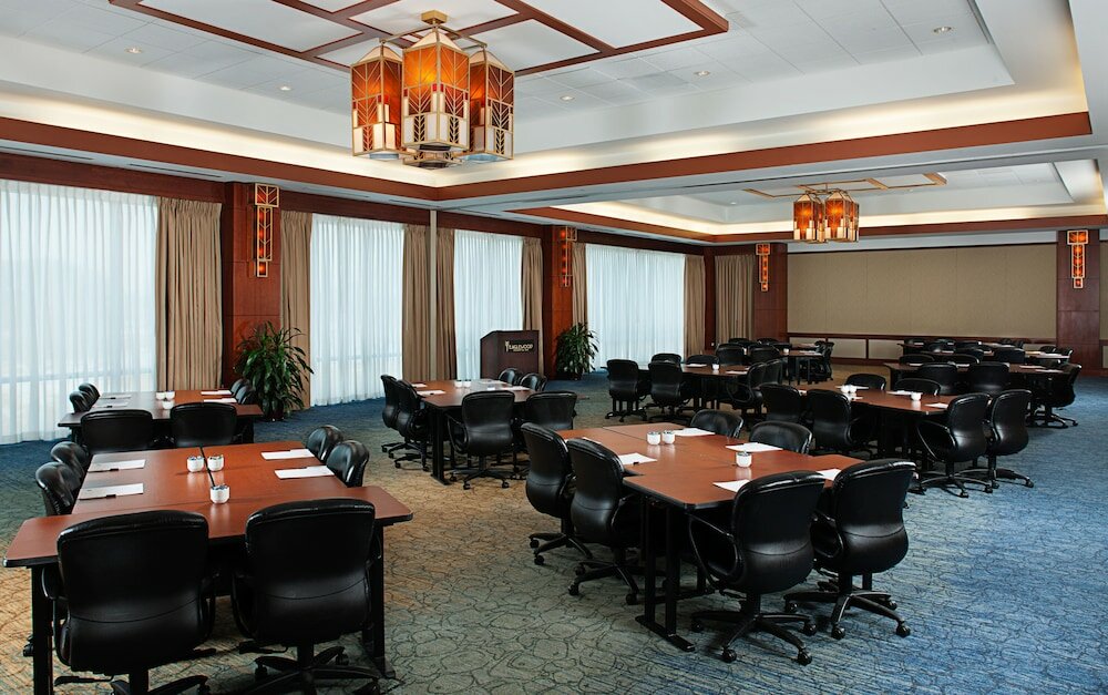 Фото Eaglewood Resort and SPA