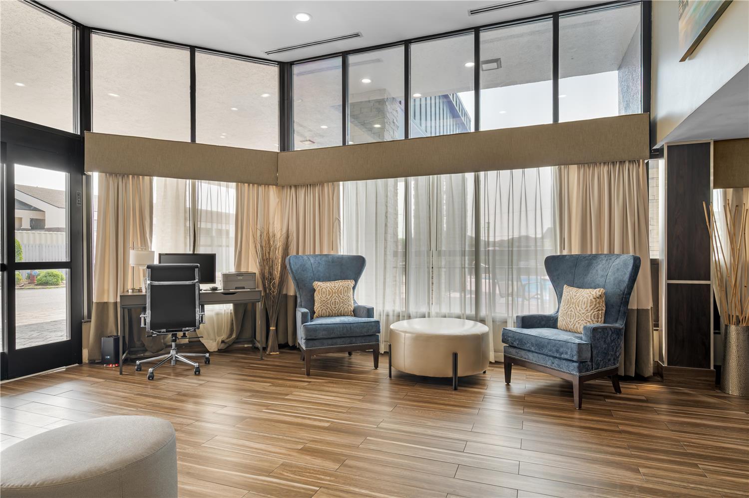 Фото Best Western Center Inn