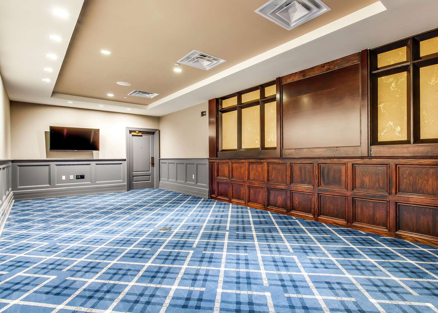 Фото The Campbell House Lexington, Curio Collection by Hilton