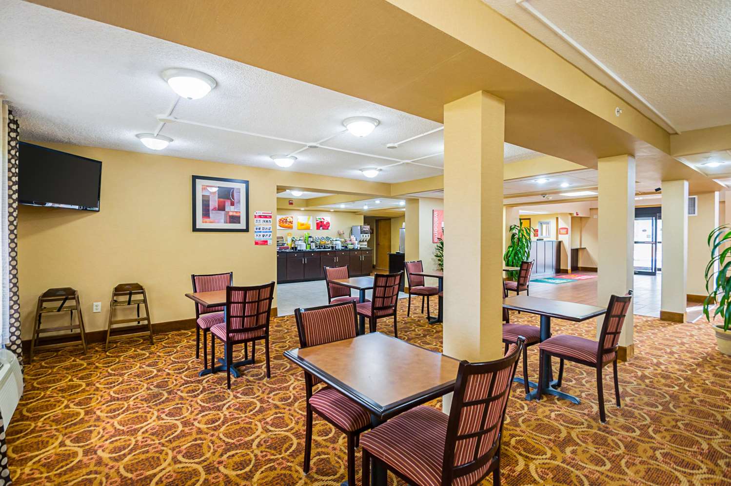Фото Quality Inn & Suites