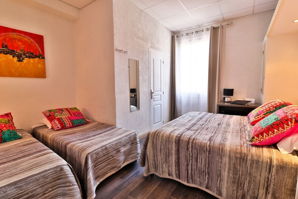 Фото Hôtel Le Chardon Bleu