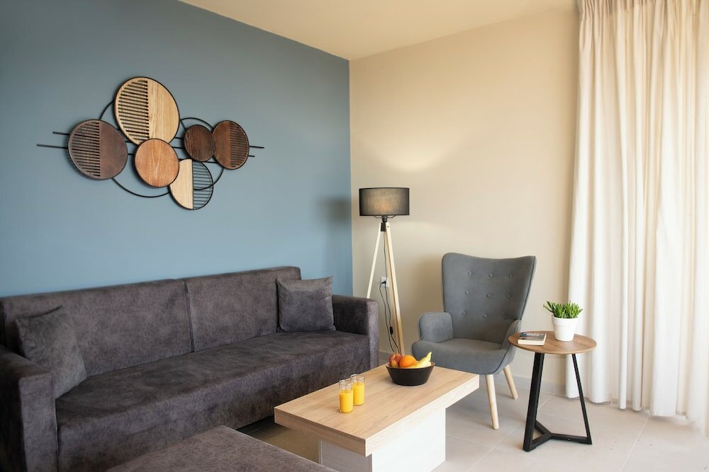 Фото Marina Alimos Hotel Apartments