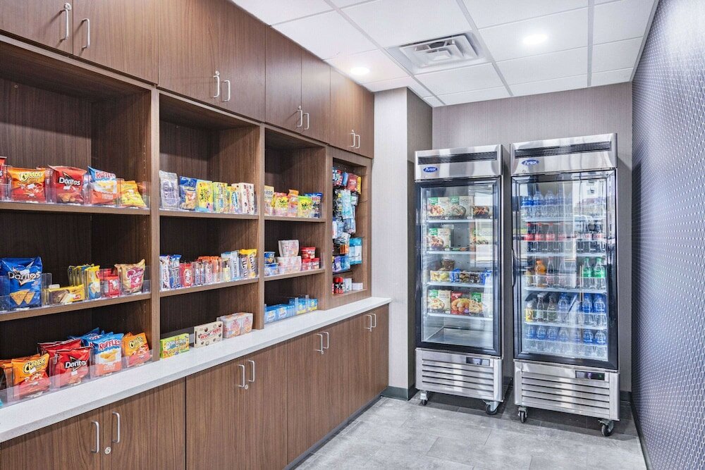 Фото Wingate by Wyndham Wichita Airport