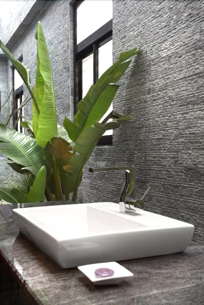 Фото Yenjim Motel