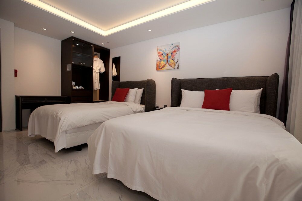 Фото Seoubong Beach Hotel