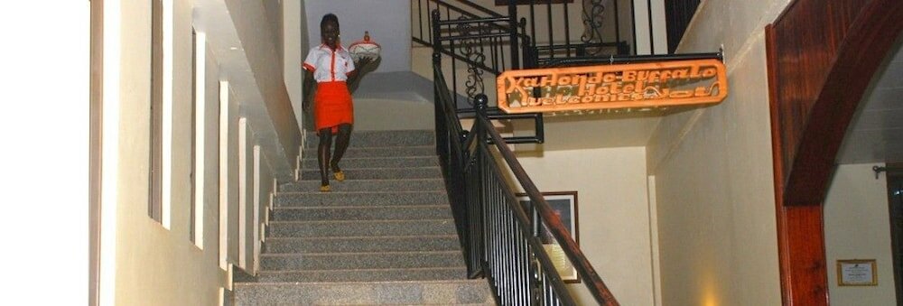 Фото Kahondo Buffalo Hotel