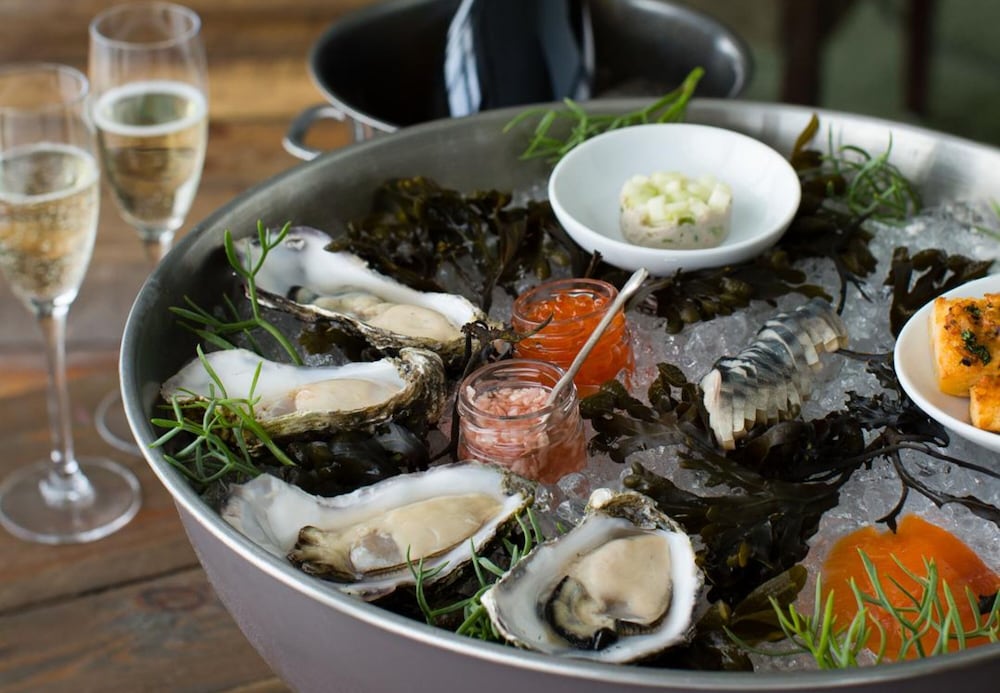 Фото Cliff House Hotel