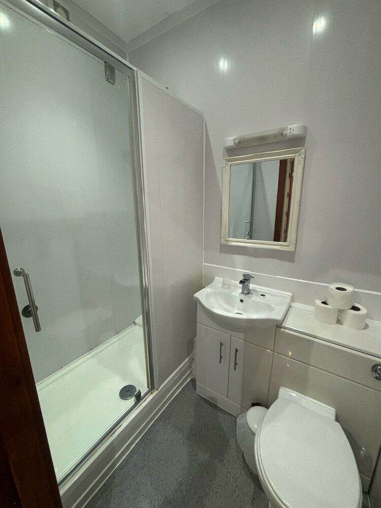 Фото The Lawton Hotel