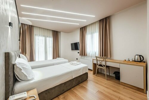 Гостиница Relax Inn Hotel Durres в Области Дуррес