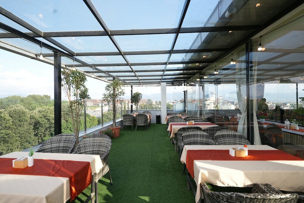 Фото Apex Business Hotel