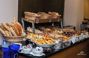 Гостиница Ah Hotel & Conference