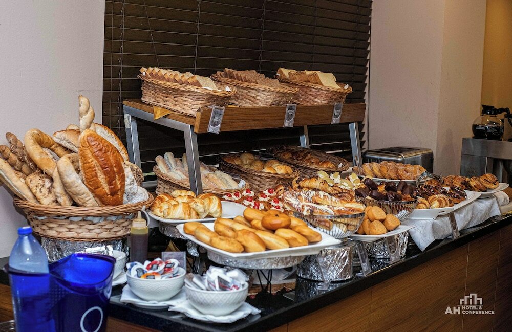 Фото Ah Hotel & Conference