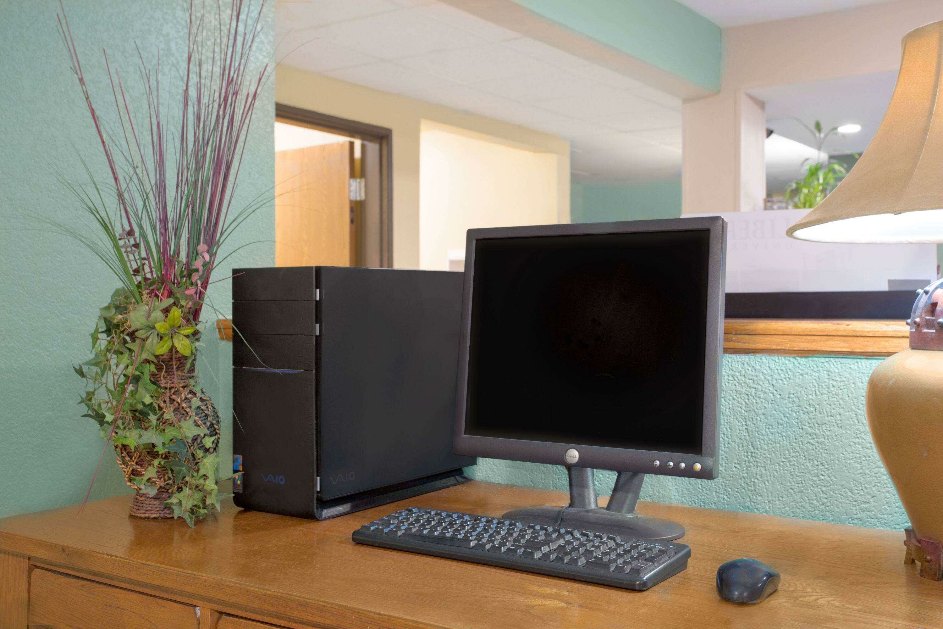 Фото Super 8 by Wyndham Lynchburg Va