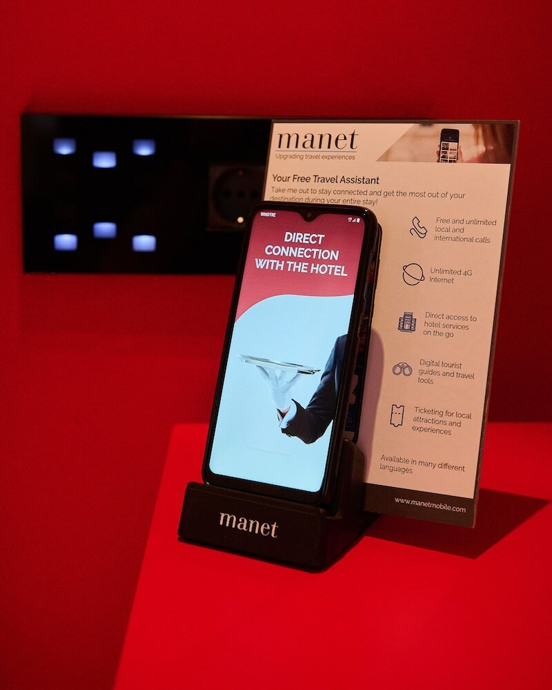 Фото MyTALE Creative Academy Hotel