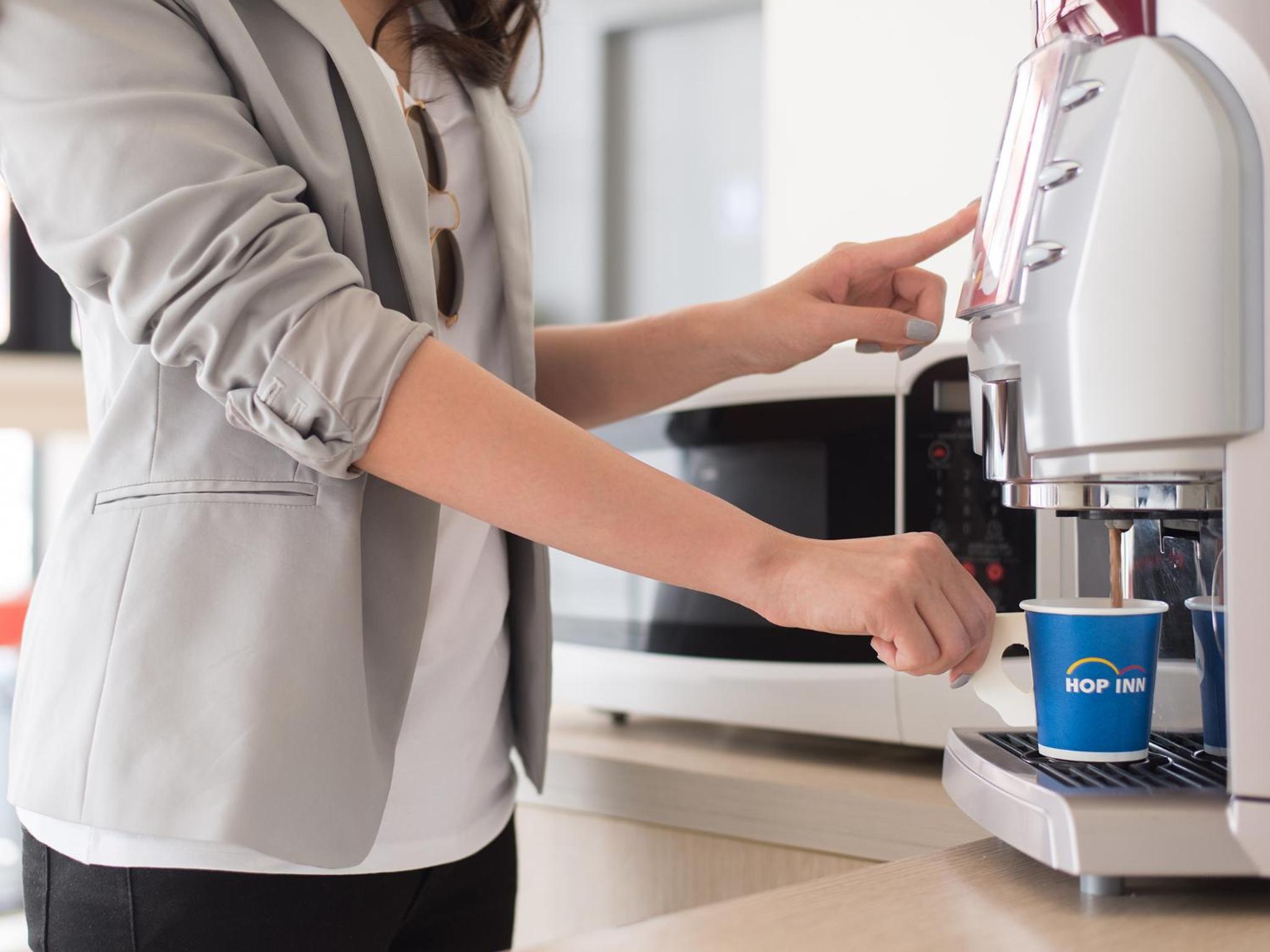 Фото Hop Inn Hat Yai Downtown