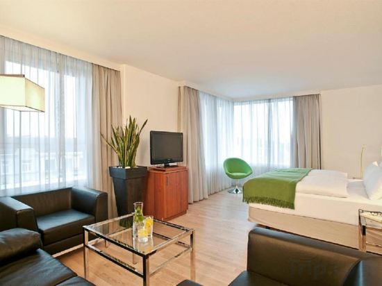 Фото Nh Hamburg Altona