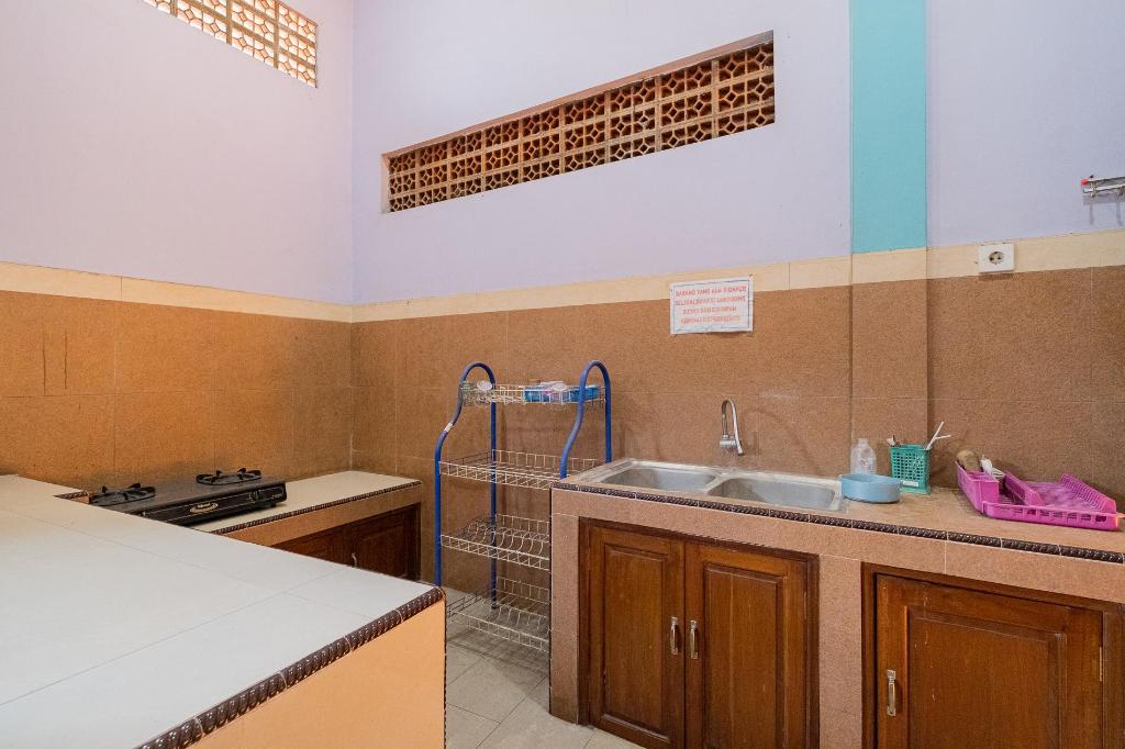 Фото RedDoorz Syariah near Alun Alun Bojonegoro