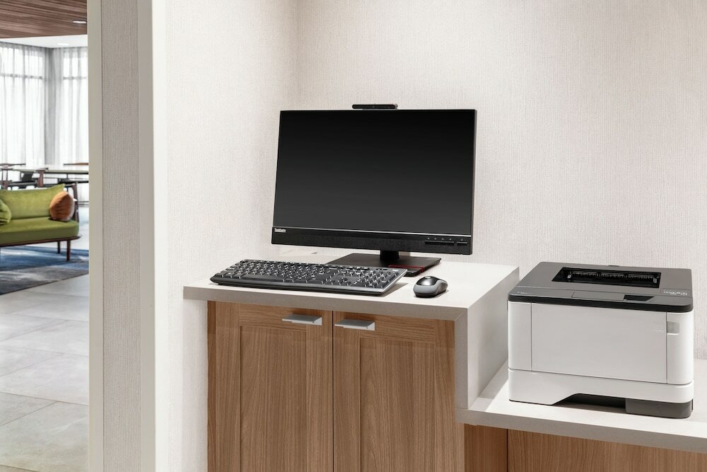 Фото Fairfield by Marriott Inn & Suites Norwalk