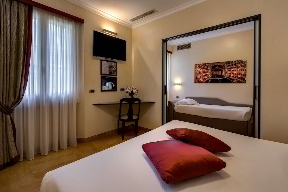 Фото Una Hotels Galles Milano