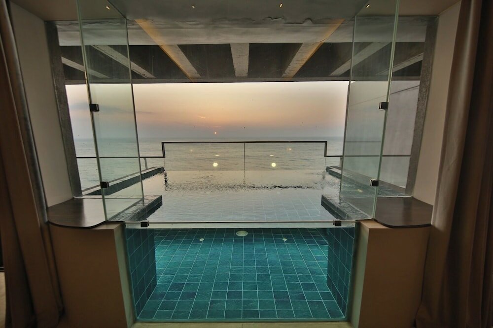 Фото Pledge Scape