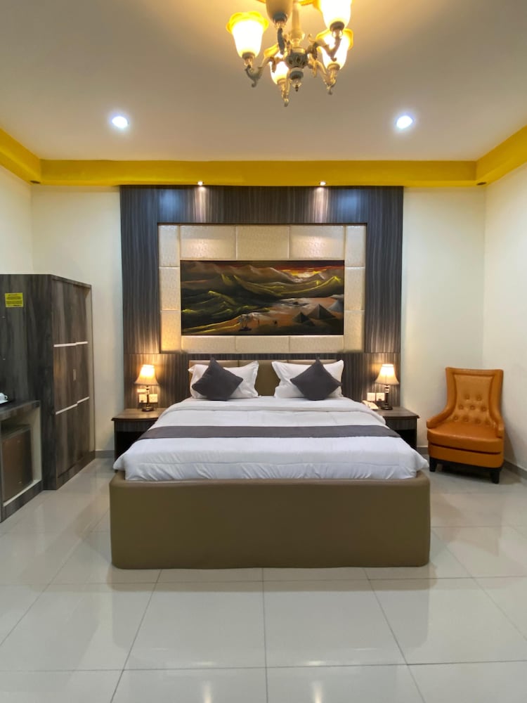 Фото Boutique Hotel 01
