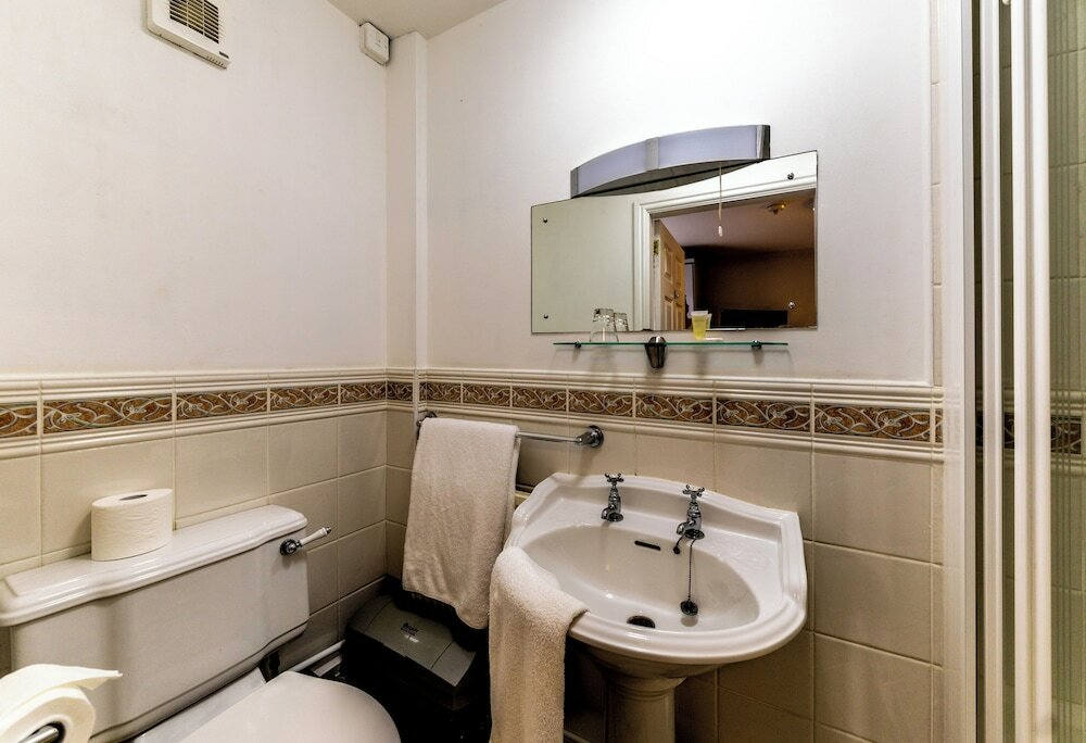 Фото The Lion Hotel