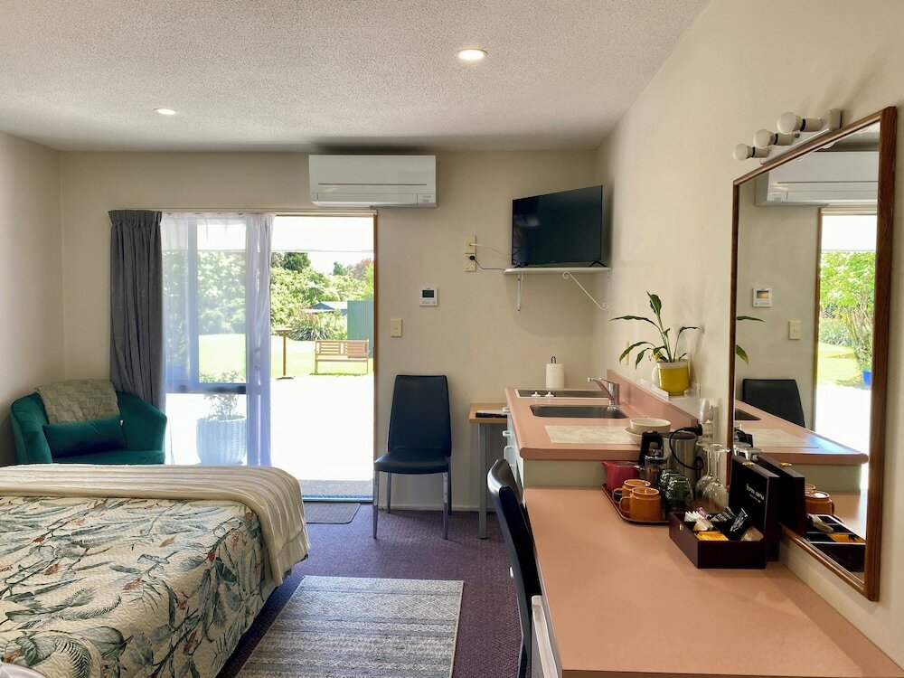 Фото Heritage Park Lodge