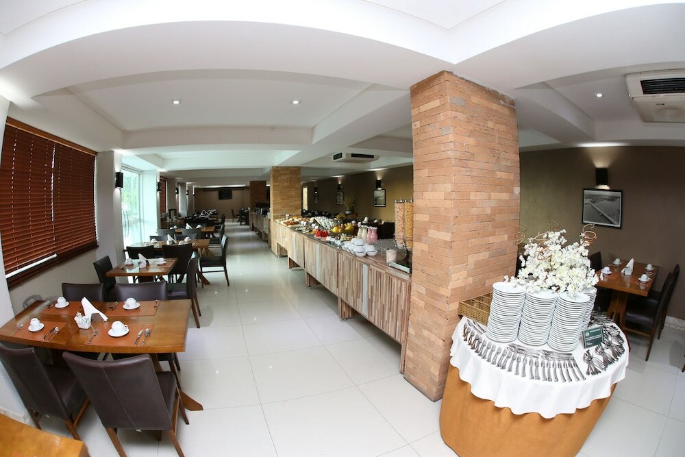 Фото Real Classic Hotel