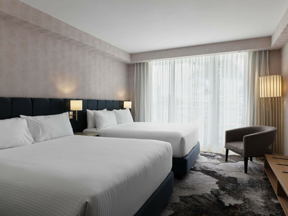 Фото Novotel Sydney Brighton Beach