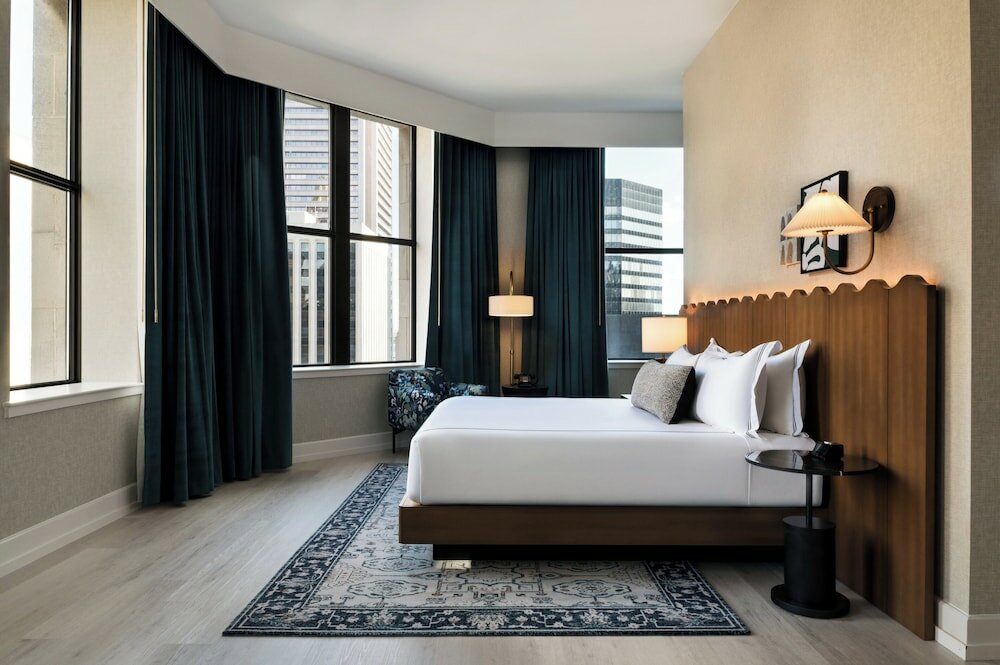 Фото Kimpton Hotel Monaco Baltimore Inner Harbor, an Ihg Hotel