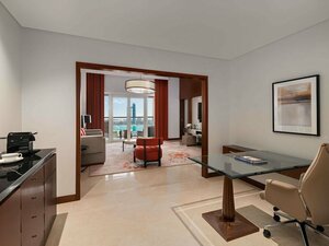 Гостиница Rixos Marina Abu Dhabi