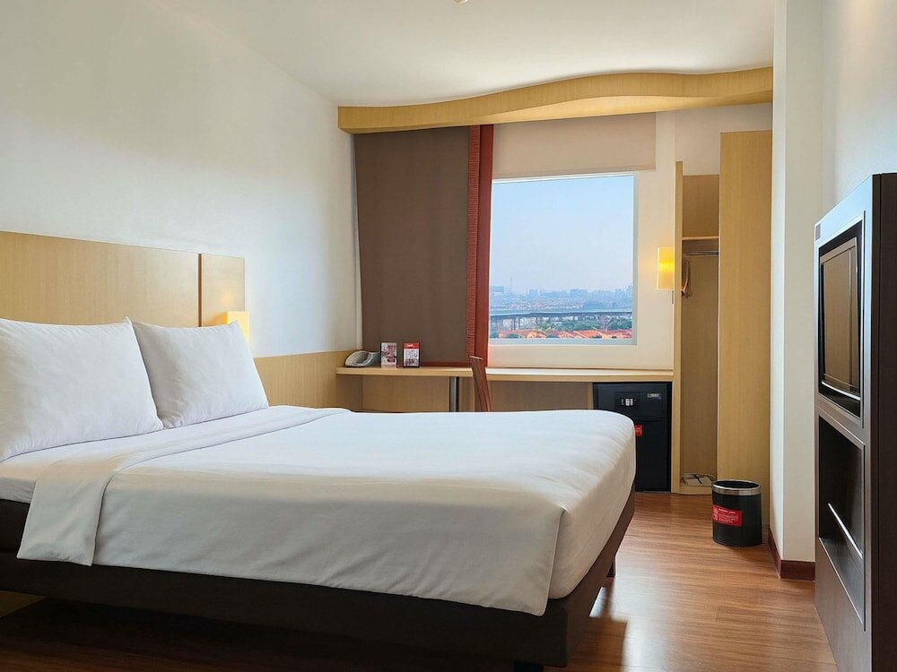 Фото Ibis Bandung Pasteur