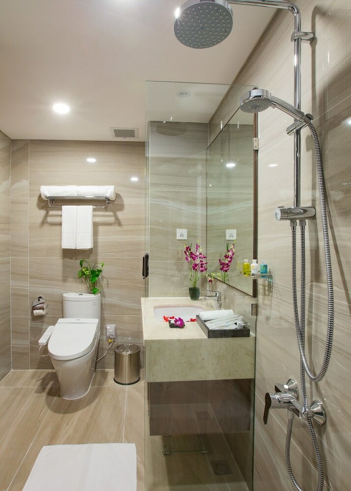 Фото Orchids Saigon Hotel