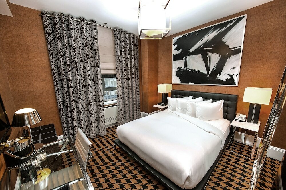 Фото Ameritania Hotel at Times Square