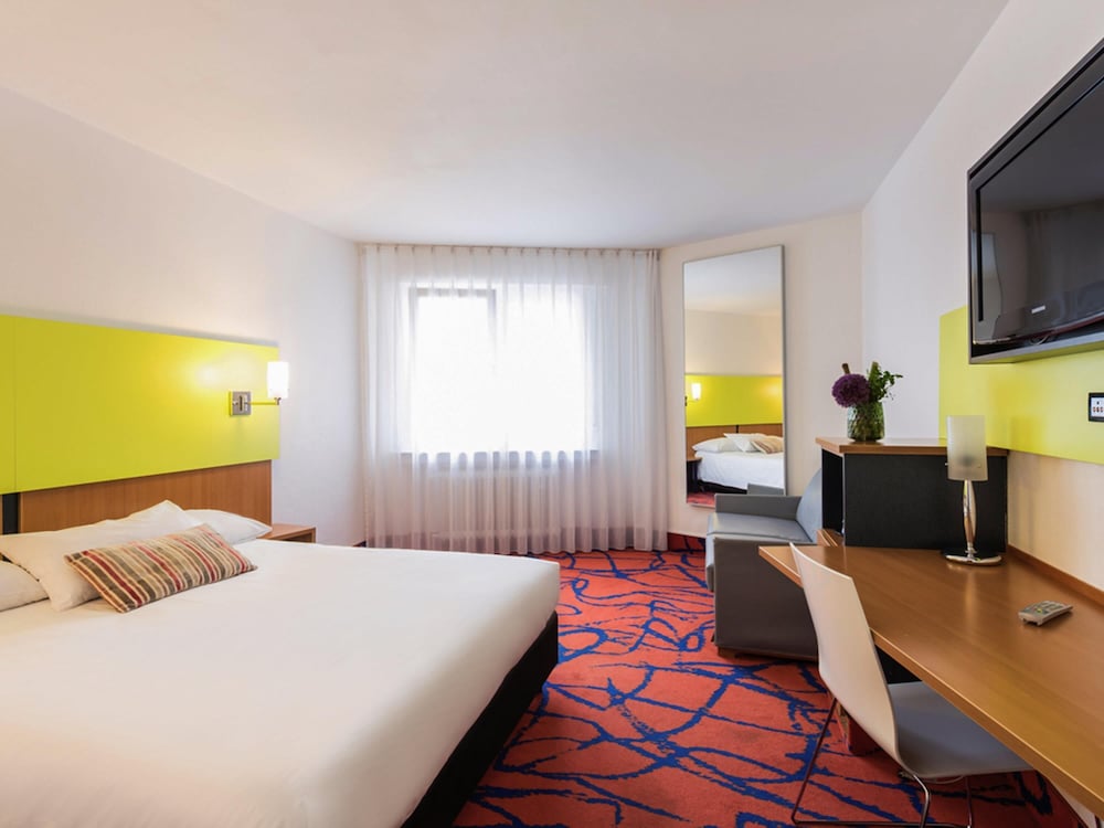 Фото Отель Ibis Styles Frankfurt City