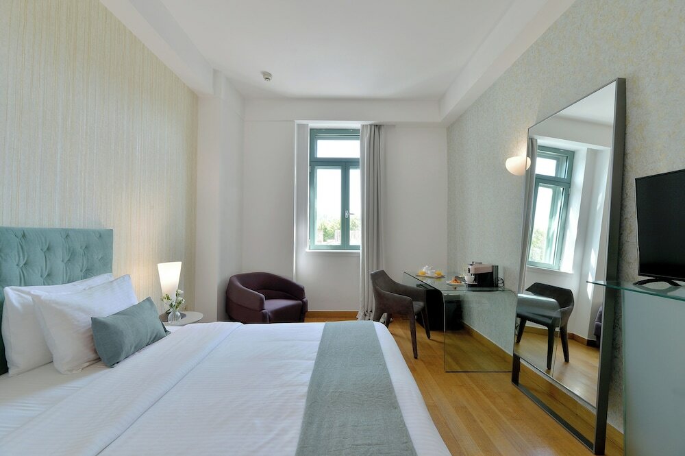 Фото Athenaeum Eridanus Luxury Hotel