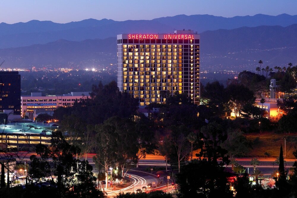 Фото Sheraton Universal Hotel