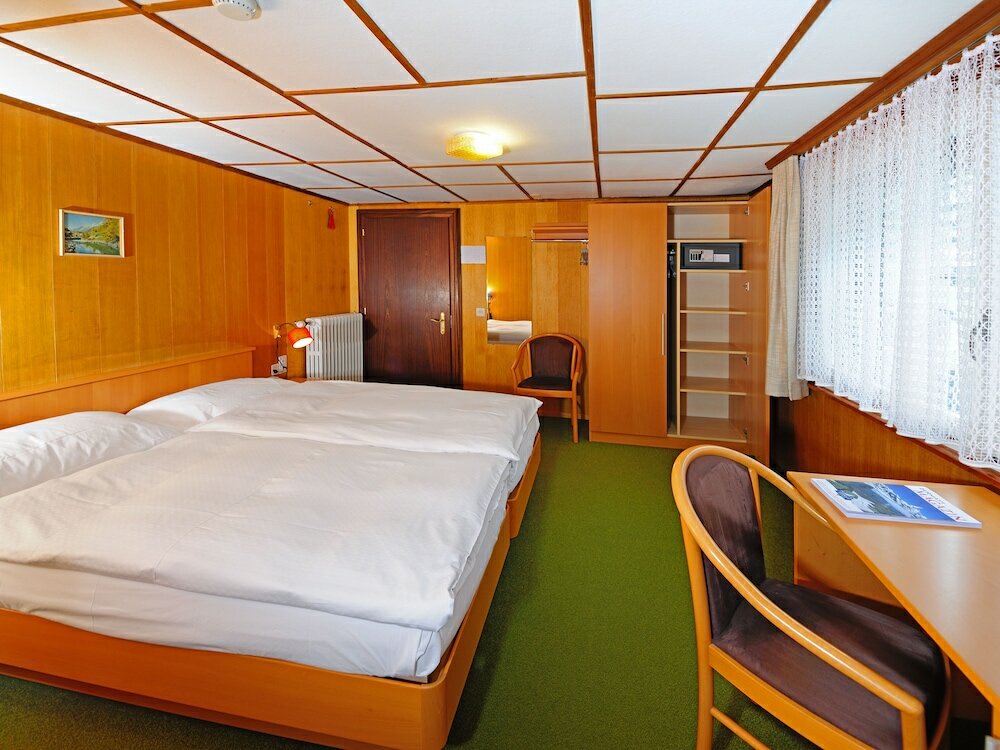 Фото Hotel Alphubel Zermatt