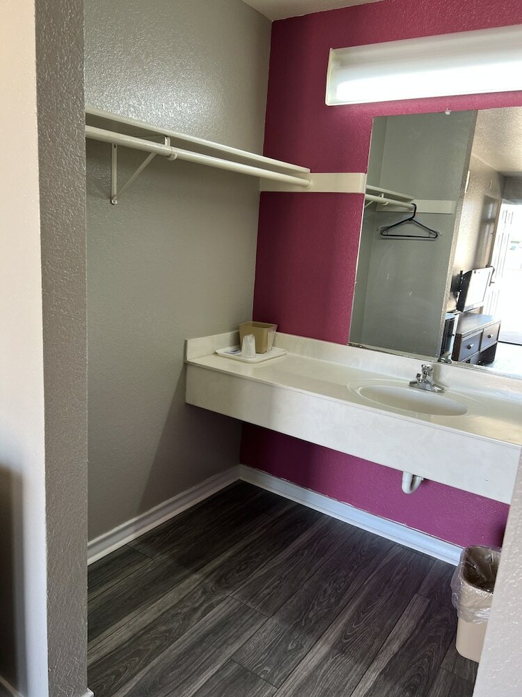 Фото Country Inn Motel