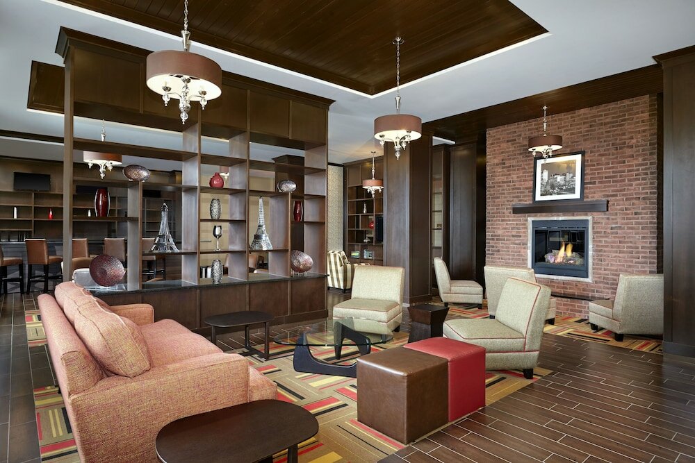Фото Four Points by Sheraton Edmonton International Airport