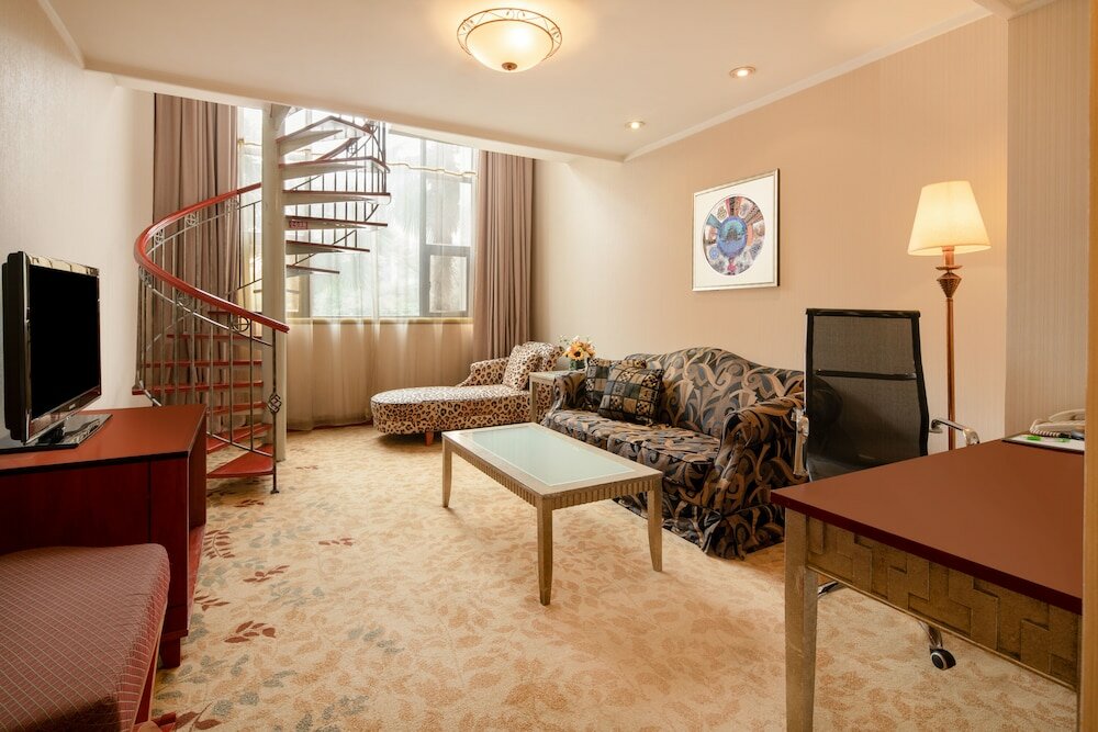 Фото Holiday Inn Zhengzhou, an Ihg Hotel