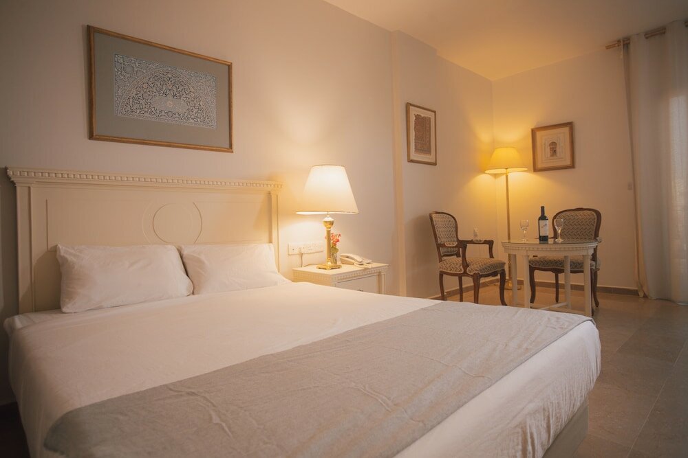 Фото Grand Madaba Hotel